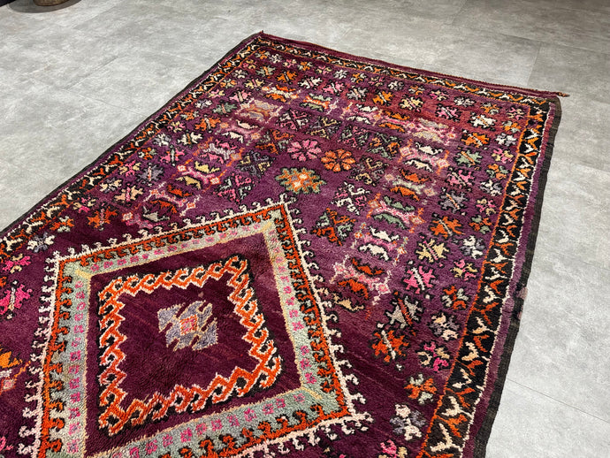 Styling Tips: Incorporating Boujaad Rugs into Modern Interiors