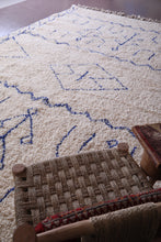 Custom handmade rug - Berber moroccan carpet