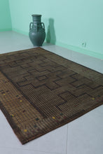 Tuareg Rug 4.1 x 6.2 ft - Handwoven Saharan Masterpiece