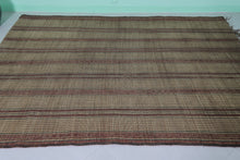 Tuareg rug 5.9 X 8.2 Feet