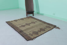 Tuareg Rug 3.5 x 4.4 ft - Handwoven Geometric Masterpiece