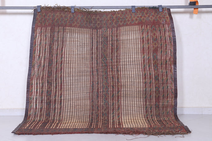 Tuareg Rug 5 x 5.3 ft - Handwoven Sahara Nomadic Carpet | Rustic Charm